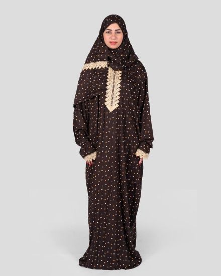 صورة شرشف صلاة نسائي ببتصميم دانتيل